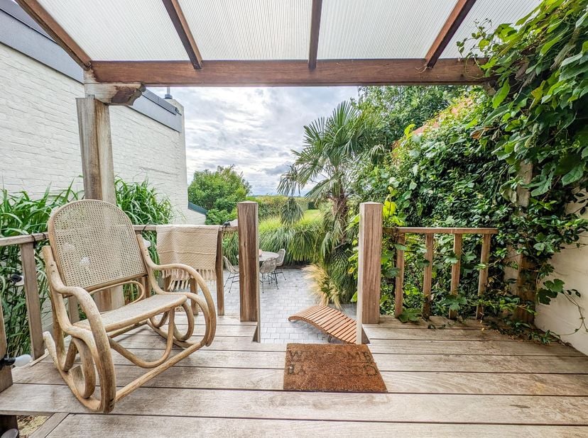 Instapklare halfopen bebouwing met prachtig vergezicht – ideaal voor starters&lt;br /&gt;
&lt;br /&gt;
&lt;br /&gt;
&lt;br /&gt;
Op zoek naar een charmante woning in een rust
